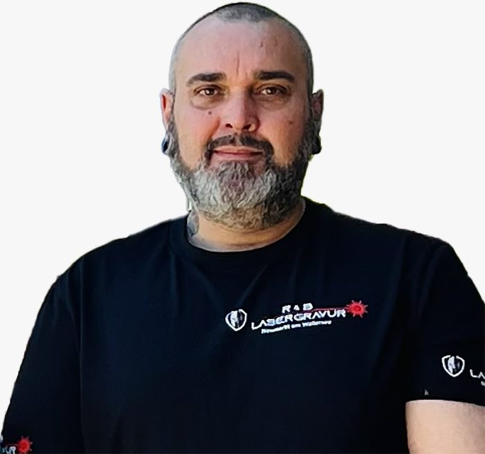Spezialist für individuelle Lasergravuren Béla Gergely