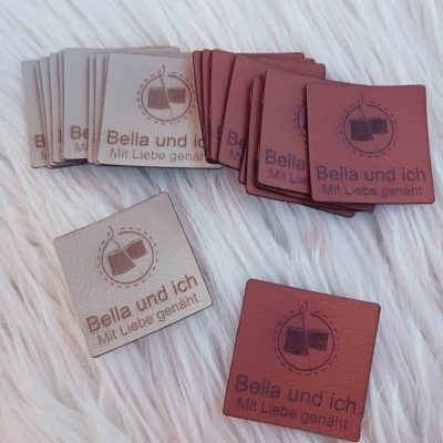 Stoffetikett mit Lasergravur