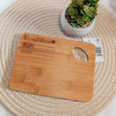 Schneidebrett aus Bambus mit Wunschgravur